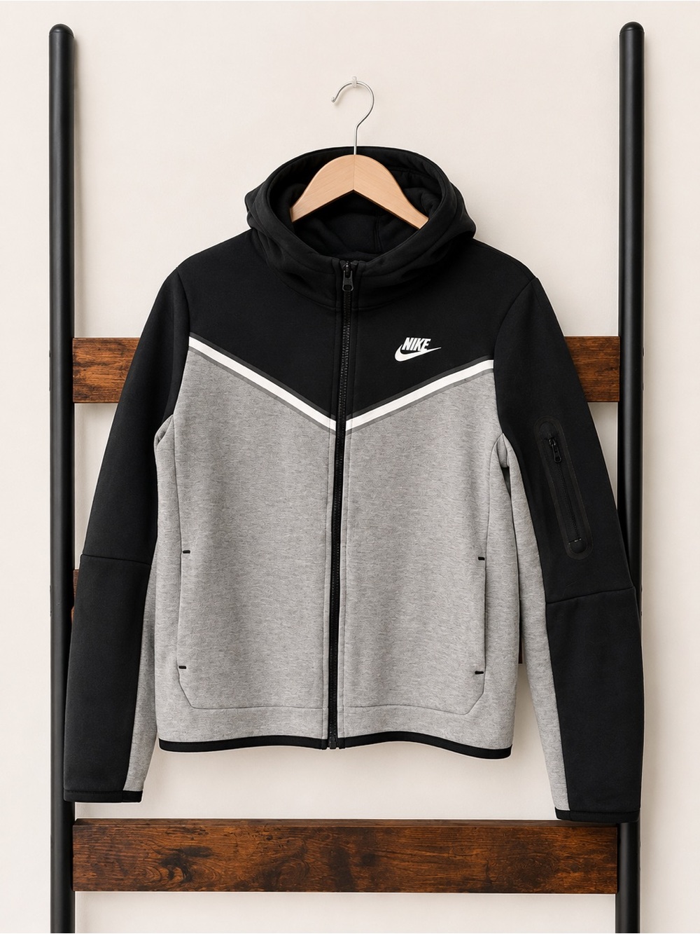 Nike Men’s Black & Gray Hooded Zip Performance Jacket